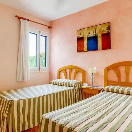 Binibequer Vell Sleeps 9 Pool Air Con Wifi *